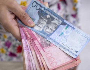 El peso dominicano perdió valor respecto a otras tres monedas en octubre