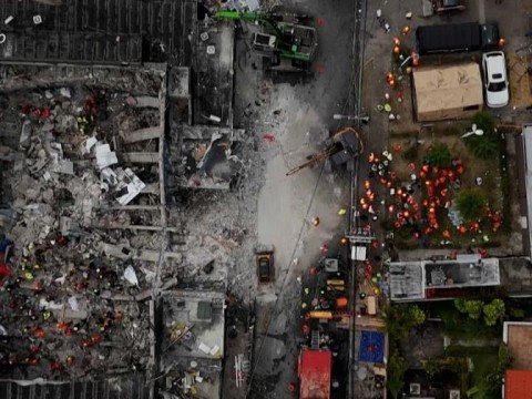 Peritos niegan sismo, fuego o explosivos como causas del desplome del Jet Set en informe preliminar