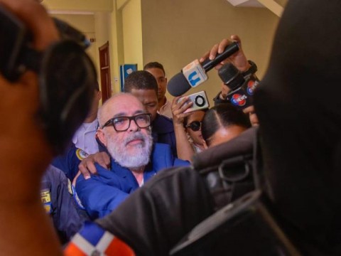Levantan acta de no conciliaci&oacute;n en demanda por difamaci&oacute;n contra &Aacute;ngel Mart&iacute;nez en Valverde