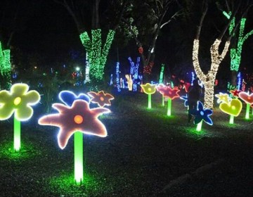 Mas de 400 mil personas visitan Parque de Luces en Santo Domingo Este