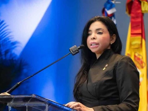 Yeni Berenice: "La corrupci&oacute;n es una violaci&oacute;n sistem&aacute;tica a los derechos humanos"