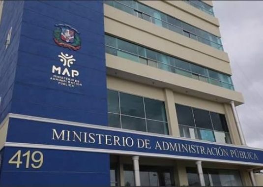 Instituciones del Estado laborarán hasta las 4:00 p.m. del Miércoles Santos