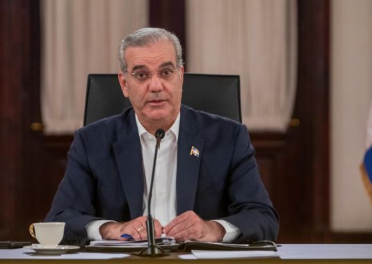 Presidente Luis Abinader abordará situación fronteriza y la crisis haitiana en LA Agenda Semanal