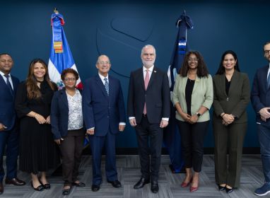 Superintendencia de Bancos presenta archivo histórico sobre la evolución del sistema financiero dominicano