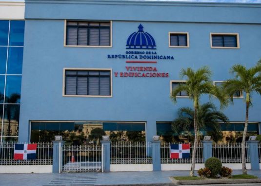 Mivehd rompe récord de gestión con 201 licencias de construcción emitidas en julio; supera en 7 meses licencias de 2025