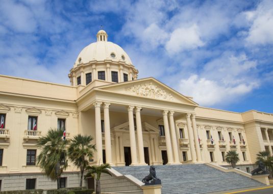 Cambios diplomáticos y consulares abundaron el pasado mes de junio