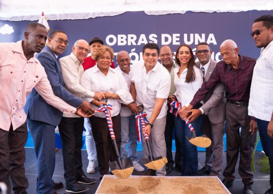 Caasd deja iniciados trabajos de saneamiento cañada Boronota, en Santo Domingo Norte