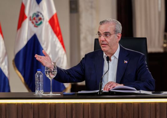 Presidente Abinader anuncia ampliación del acueducto del Cibao Central y solución a la distribución de agua en Santo Domingo
