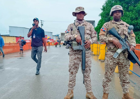 Desaparición de cuatro salvadoreños tensa la frontera con Haití