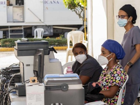 Casos activos de COVID-19 bajan de 106 a 73 en una semana