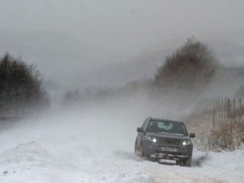 Cientos de vuelos cancelados a medida que las tormentas de invierno se desplazan por los Estados Unidos