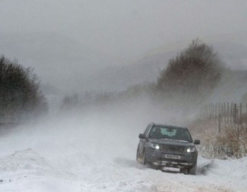 Cientos de vuelos cancelados a medida que las tormentas de invierno se desplazan por los Estados Unidos