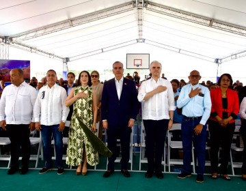 Presidente Abinader inaugura escuela primaria que transforma educaci&oacute;n para m&aacute;s de 800 estudiantes en Los Guandules