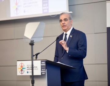 Presidente Abinader reafirma la integridad como eje estrat&eacute;gico del Estado en Foro Global Anticorrupci&oacute;n en Par&iacute;s