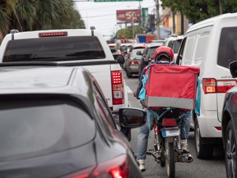 Llueven las quejas por irregularidades en plataformas de servicios digitales