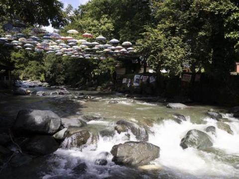 Ba&ntilde;istas vuelven a desafiar las aguas del r&iacute;o Fula pese a crecida que dej&oacute; cinco muertos