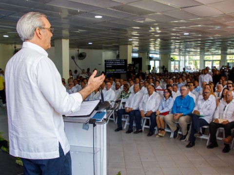  Presidente Abinader agradece el compromiso del sector agropecuario y afirma que el reconocimiento de la FAO pertenece a todo el pueblo dominicano