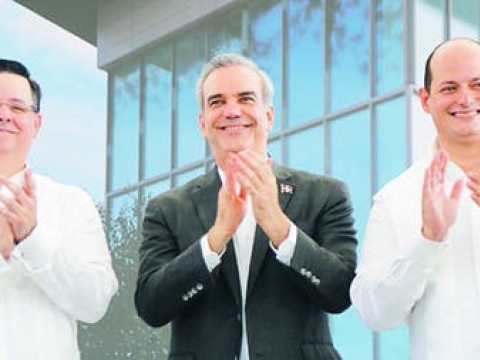 Presidente Abinader garantiza al pueblo que no descansar&aacute; hasta lograr reforma PN