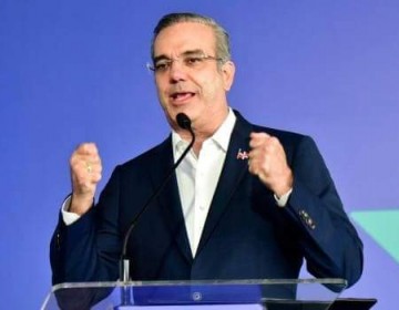 Amado D&iacute;az dice favorecen modificaci&oacute;n estatutos PRM para permitir reelecci&oacute;n de Abinader