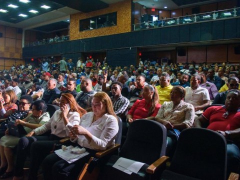 Capacitar&aacute;n dominicanos para trabajar en Estados Unidos y Canad&aacute;