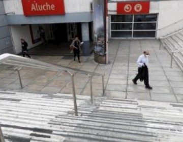 Calles de Espa&ntilde;a vac&iacute;as tras decretarse estado de emergencia 