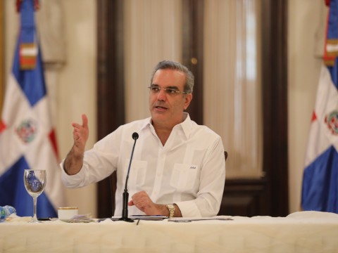 Gobierno no contempla restricciones por Covid para navidad