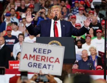 Campa&ntilde;a de Trump cambia demanda de votaci&oacute;n en Pensilvania