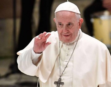 El papa pide rezar por los sanitarios que han mostrado su valor en pandemia