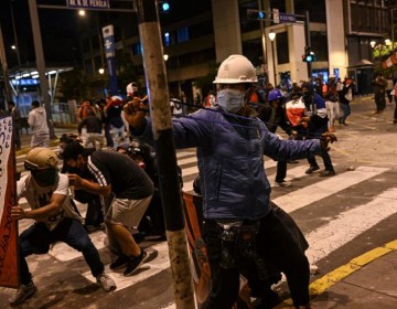 Manifestantes toman una planta compresora de gas natural en el sur de Per&uacute;