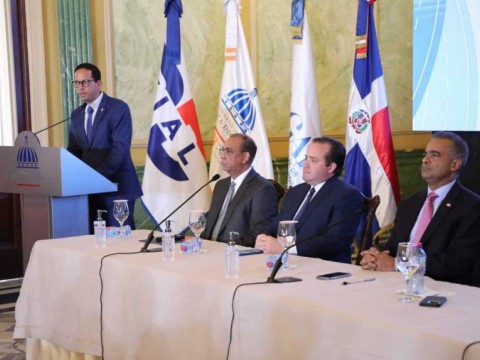 Gobierno abre licitaci&oacute;n para construcci&oacute;n de la autopista del &Aacute;mbar