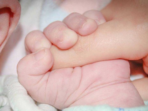 Italia: Una beb&eacute; de 40 d&iacute;as en coma tras suministrarle metadona y coca&iacute;na