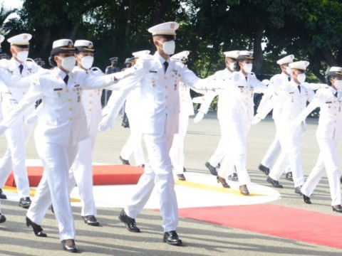 Luis Abinader encabez&oacute; hoy graduaci&oacute;n de 30 cadetes en Hatillo