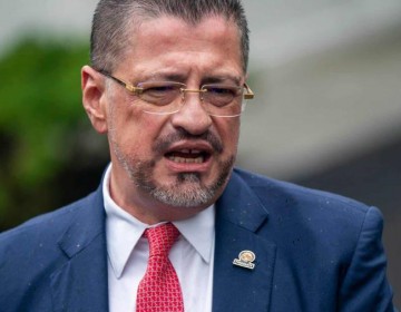 Costa Rica recibir&aacute; 200 migrantes asi&aacute;ticos deportados por Estados Unidos
