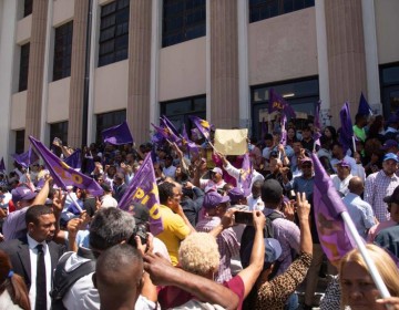 Diputados del PLD se desligan de da&ntilde;os al Palacio de Justicia durante disturbios