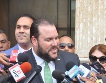 Conozca lo que hizo G&oacute;mez Casanova mientras esperaba resultados de su hijo, positivo a coronavirus