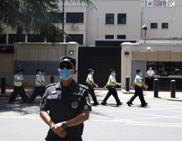 EE.UU y China arrecian conflicto diplom&aacute;tico con cierre de consulados en ambas naciones  