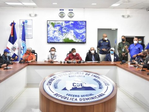 Defensa Civil dispondr&aacute; 2,405 albergues en el pa&iacute;s por hurac&aacute;n Elsa