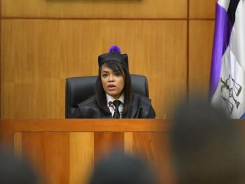 Coral 5G: Defensa del general Julio de los Santos Viola vuelve a recusar a la jueza Kenya Romero