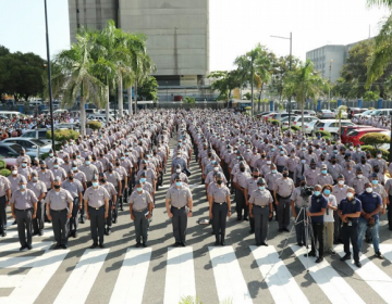 Abinader se reune con autoridades policiales para aprobar reglamentos de la reforma policial