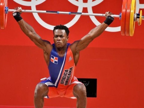Coral 5G: Medallista ol&iacute;mpico Zacar&iacute;as Bonnat deb&iacute;a entregar 27 mil del salario