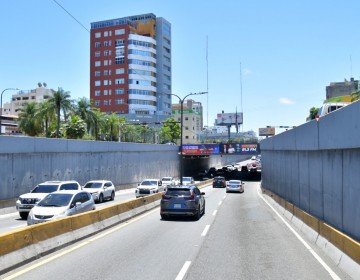 MOPC cerrar&aacute; desde hoy el paso a desnivel de la avenida 27 de Febrero con Tiradentes