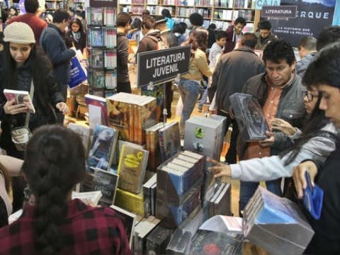 &iexcl;En Hora Buena! Per&uacute; aprueba por primera vez una Ley del Libro  