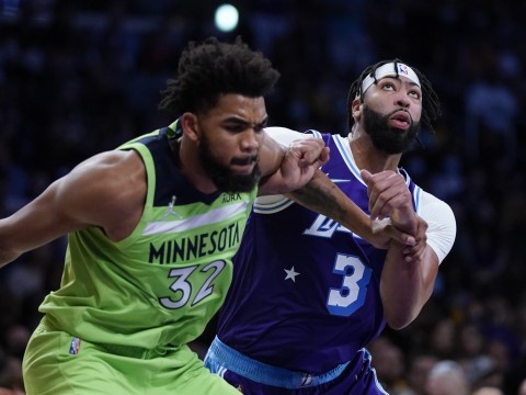 Karl Towns con 30 puntos abate a los moribundos Lakers de LeBron