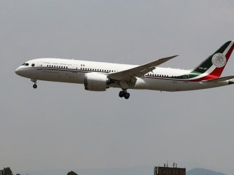 El presidente de M&eacute;xico vende a Tayikist&aacute;n el pol&eacute;mico avi&oacute;n presidencial