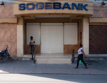 Los comercios y escuelas cierran en Hait&iacute; en un d&iacute;a de tensi&oacute;n pol&iacute;tica