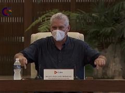 D&iacute;az Canel niega acusaciones de represi&oacute;n en las protestas del domingo