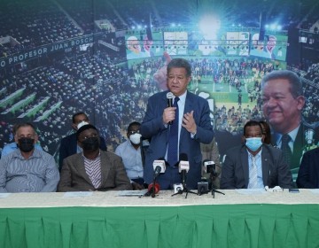Leonel Fern&aacute;ndez: &ldquo;Banco Central manipula opini&oacute;n p&uacute;blica&rdquo;