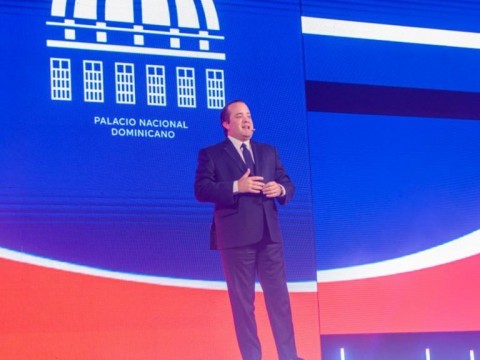 Ministro Paliza presenta primer Tour Virtual 360&deg; del Palacio Nacional