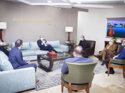 Comienza a despejarse camino del voto en el exterior; partidos dicen &ldquo;hay luz al final del t&uacute;nel&rdquo;
