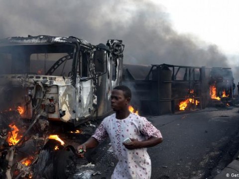 Explosi&oacute;n en Nigeria deja 17 muertos y 29 heridos